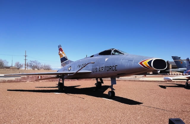 F-100D Super Sabre, S/N 56-3220, Holloman AFB, New Mexico F-100D Super Sabre, S/N 56-3220, Holloman AFB, New Mexico